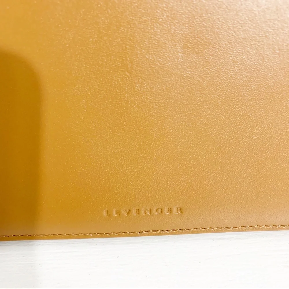 Levenger leather card